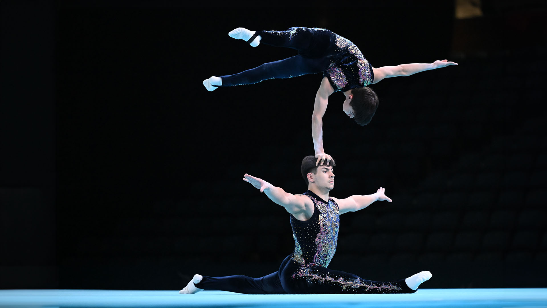 AcrobaticGymnastics-Feature2